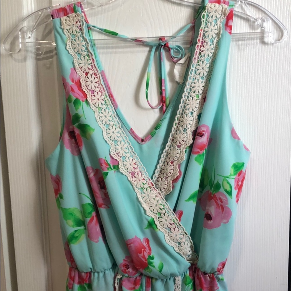 Rose Pattern Romper - Picture 2 of 6